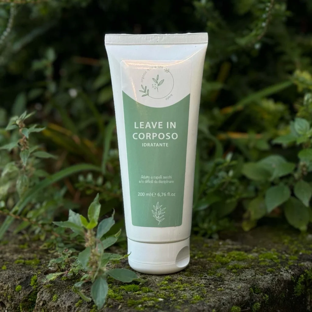 flacone di leave in per capelli ricci